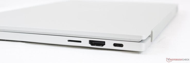 Juist: MicroSD lezer, HDMI 2.0, USB-C met Thunderbolt 4, Power Delivery en DisplayPort