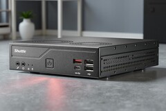 De Shuttle XPC Slim DH810 mini PC heeft de industriële IT menigte in het vizier. (Afbeeldingsbron: Shuttle, bewerkt)