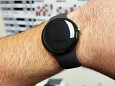De Pixel Watch heeft een relatief klein display, ondanks de behuizing van 40 mm. (Afbeelding bron: u/tagtech1414)
