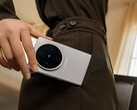 De Vivo X100s wordt naar verluidt geleverd met een 50+50+64 MP camera aan de achterkant (Afbeelding bron: Vivo)