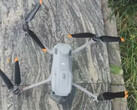 De DJI Mavic 4 en Mavic 4 Pro komen mogelijk eerder dan verwacht. (Afbeeldingsbron: @OsitaLV)