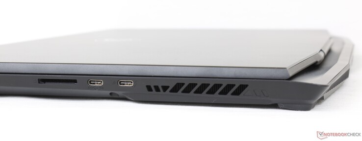 Rechts: SD-kaartlezer, 1x USB-C 3.2 w/ DisplayPort, 1x USB-C 3.2 w/ Thunderbolt 4 + Power Delivery + DisplayPort