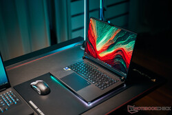 De 2025 ROG Strix Scar 16 is een zeer degelijke laptop voor foto- en videobewerking