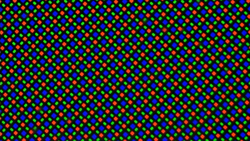 Het OLED-display is gebaseerd op een RG/BG sub-pixelmatrix die uit één rode, één blauwe en één groene lichtemitterende diode bestaat