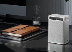 De nieuwe Minisforum MC560 is iets groter dan een smart speaker. (Afbeelding Bron: Minisforum)