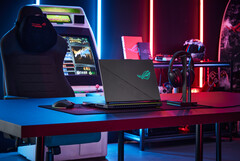 Asus heeft de ROG Strix Scar G18 en ROG Strix Scar G16 gaming laptops aangekondigd (afbeelding via Asus)