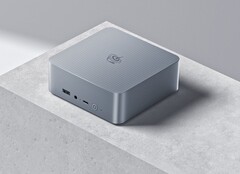 De Beelink EQR5 mini-pc is uitgerust met een quad-core AMD Ryzen APU en maximaal 64 GB DDR4 RAM.
