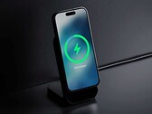 Apple implementeert naar verluidt een nieuwe MagSafe-variant op de iPhone 16. (Afbeelding: Nomad)