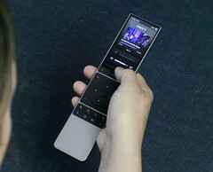 De Remote 3 bedient zowel smart TV&#039;s als smart home-apparaten. (Afbeelding: Uitgevouwen cirkel)
