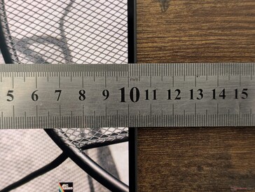 InfinityEdge is dit jaar nog dunner en heeft een 33 procent lager OLED stroomverbruik