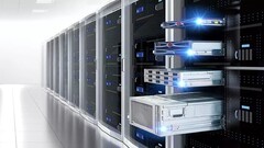 Serverracks met gespecialiseerde rails. King Slide heeft een marktaandeel van 80 % op de markt voor hoogwaardige serverrails.