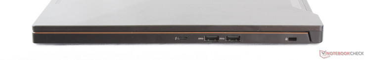 Rechts: USB Type-C + Thunderbolt 3, 2x USB 3.0, Kensington Lock