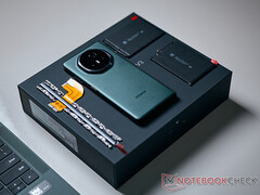 In tegenstelling tot Oppo's Find N5, zou de Magic V4 uitgerust kunnen zijn met de 8-core Snapdragon 8 Elite. Afgebeeld: Honor Magic V3. (Afb. bron: Notebookcheck)