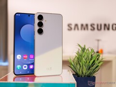 De Samsung Galaxy S25 Fan Edition telefoon.