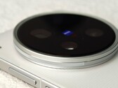 Een continue zoom staat blijkbaar ook op de to-do lijst voor de ontwikkeling van de Vivo X300 Ultra. (Afbeelding: Weibo)