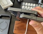 Pixel 10 Pro XL met SIM-slot opgestuurd naar Amerikaanse klant na RMA. (Afbeeldingsbron: crocsnosockz op Reddit)