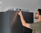 De Jackery FridgeGuard is voorzien van een klein LCD-scherm
