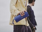 De Sony ULT Field 1 draadloze draagbare luidspreker in Smoke Blue.