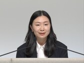 Lin Tao, CFO van Sony, tijdens de laatste presentatie van de kwartaalcijfers.