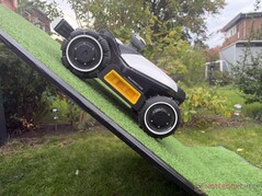 Op onze testhelling haalde de Luba 2 mini AWD 1000 een keurige 70%.
