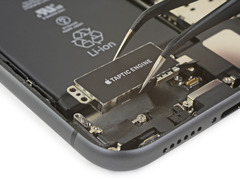 De Taptic Engine in de afgebeelde iPhone 11