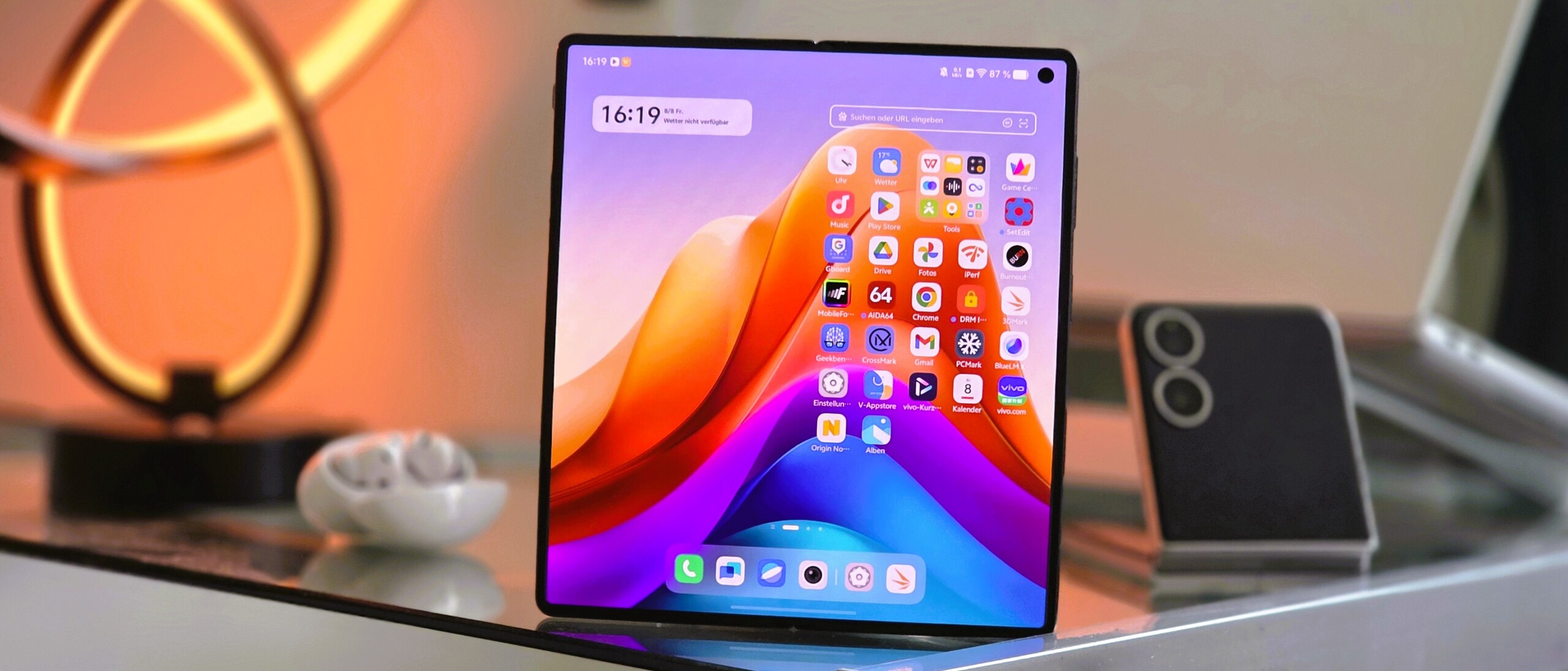 Vivo X Fold5 smartphone in review