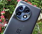 De OnePlus 11 blijft het enige vlaggenschip van het bedrijf tot de OnePlus 12, voorheen afgebeeld. (Beeldbron: NotebookCheck)