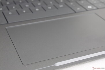 Het gladde clickpad is geweldig voor cursorbesturing, maar sommigen geven de voorkeur aan een stevigere en klikkende feedback