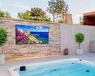 De Neptune Full Sun Smart TV voor buiten. (Bron: Peerless-AV)