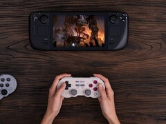 De 8BitDo SN30 Pro Bluetooth-controller is compatibel met SteamOS en andere besturingssystemen. (Afbeeldingsbron: 8BitDo)