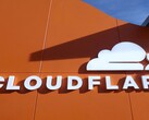 Cloudflare heeft Programmable Flow Protection toegevoegd aan Magic Transit, waardoor klanten aangepaste DDoS-bestrijding op basis van eBPF krijgen voor UDP-gebaseerd Layer 7-verkeer.