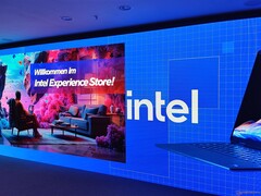 Een grote LED-wand in de Intel Experience Store in München (Afbeelding bron: Benjamin Herzig)