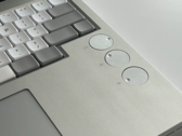 Campus DIY laptop met mechanisch toetsenbord en aanpasbare wijzerplaten