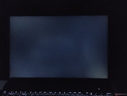 Matige backlight bleeding (hier verbeterd weergegeven)