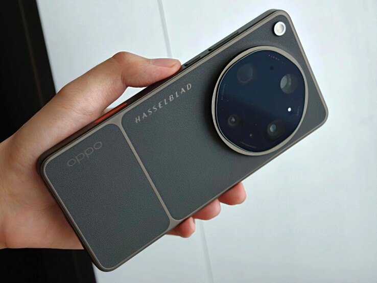 Het vermeende definitieve Oppo Find X9 Ultra-ontwerp met Hasselblad-camera