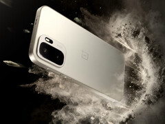 De OnePlus Ace 6 Ultra in een van de lanceringskleuren.