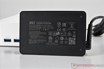 Geekom A7 Max met voedingseenheid (19 V; 6,32 A)