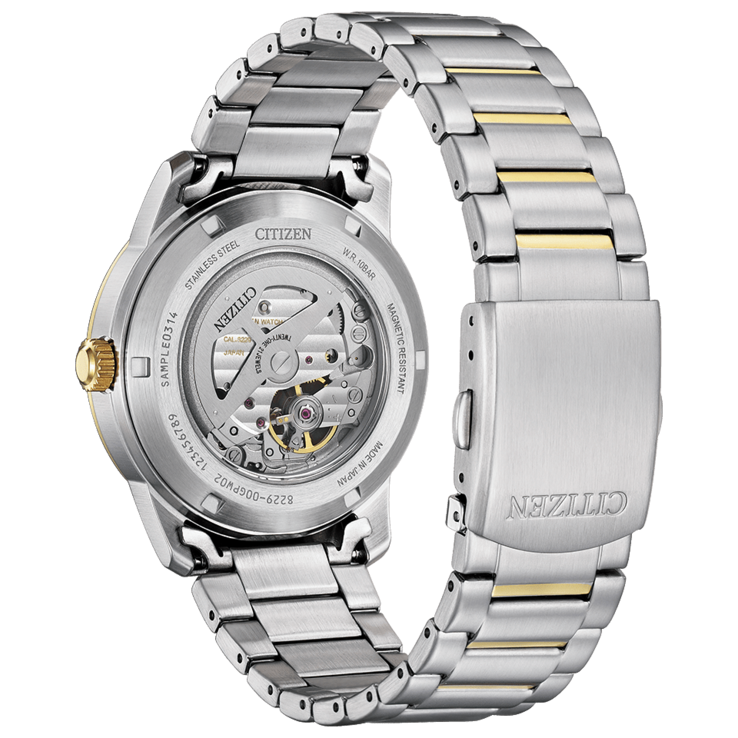 De transparante achterkant van de Citizen NH9154-51A biedt zicht op het mechanische uurwerk.