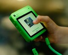 De Freckle Phone is speciaal ontworpen voor kinderhanden.