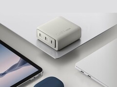 De Lenovo USB-C-oplader met meerdere poorten en 100 W GaN-technologie is verkrijgbaar in de VS