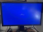 Linux-systemen met kernel 6.10 tonen voor het eerst een Blue Screen of Death in het geval van een kernelpanic (afbeelding: @javierm@fosstodon.org).