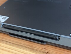 Het slanke ontwerp van de actieve pen ziet er misschien mooi uit, maar vanuit ergonomisch oogpunt is het niet de beste keuze
