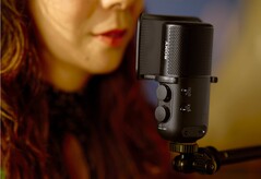 Het popfilter en de bediening van de ECM-S1 (Afbeelding Bron: Sony)