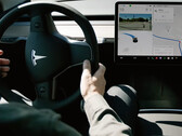 Er is nu een nieuwe instructievideo voor Autopilot (afbeelding: Tesla/YT)