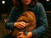 De Pebblebee Clip kan uw contactpersonen in noodgevallen waarschuwen met één druk op de knop. (Afbeeldingsbron: Pebblebee)