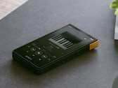De Walkman NW-ZX707 draait op Android 12 en heeft een 5-inch display. (Beeldbron: Sony)