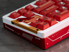 Chilkey Slice68 HE gaming toetsenbord in het rood gezien vanaf de achterkant