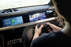 Gamen in de nieuwe elektrische SUV Porsche Macan 2026 (Afbeelding bron: Porsche)