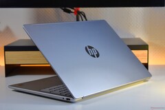 De HP OmniBook 3 16 met de Qualcomm Snapdragon X