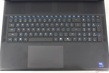 Er zijn een paar toetsen gewijzigd ten opzichte van de oudere Alienware m18 R2, zoals de aan/uit-knop en de nieuwe toets voor de "Stealth-modus